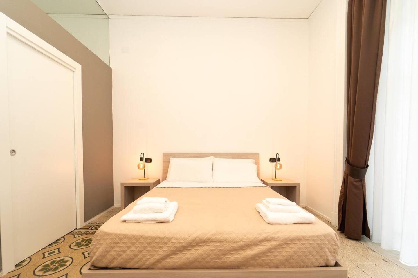 La Piazza Suite Napoli Ngoại thất bức ảnh