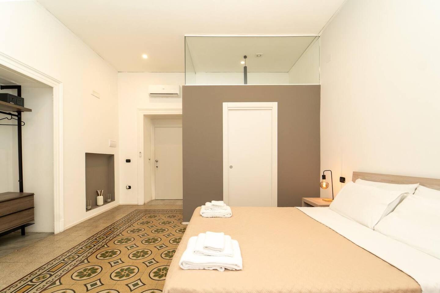 La Piazza Suite Napoli Ngoại thất bức ảnh