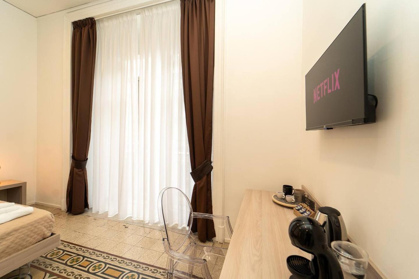 La Piazza Suite Napoli Ngoại thất bức ảnh