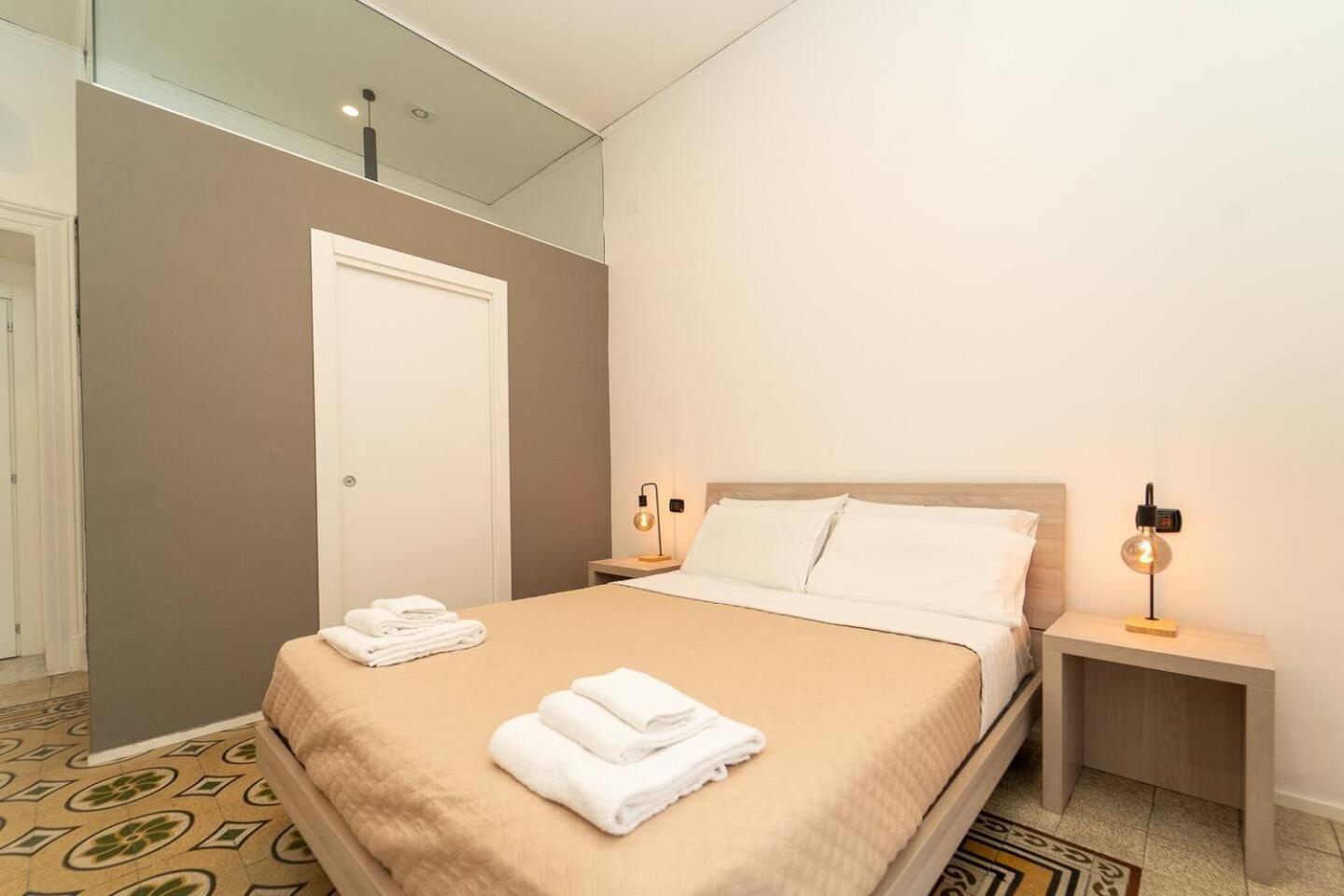 La Piazza Suite Napoli Ngoại thất bức ảnh