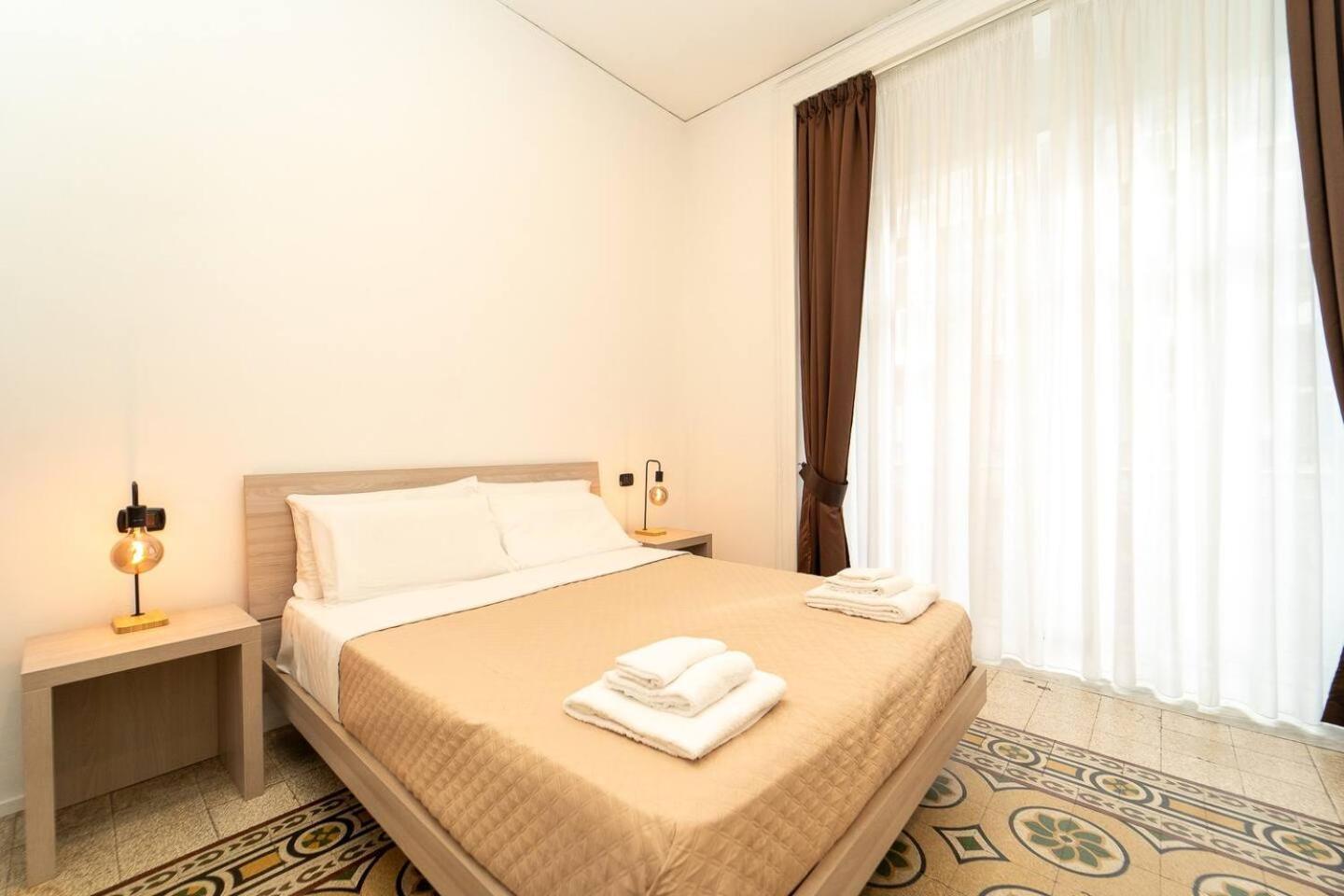 La Piazza Suite Napoli Ngoại thất bức ảnh