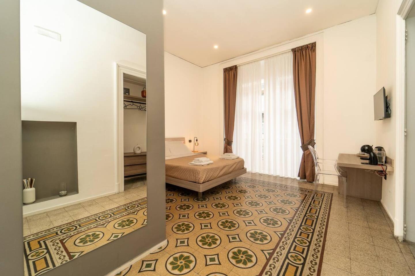 La Piazza Suite Napoli Ngoại thất bức ảnh