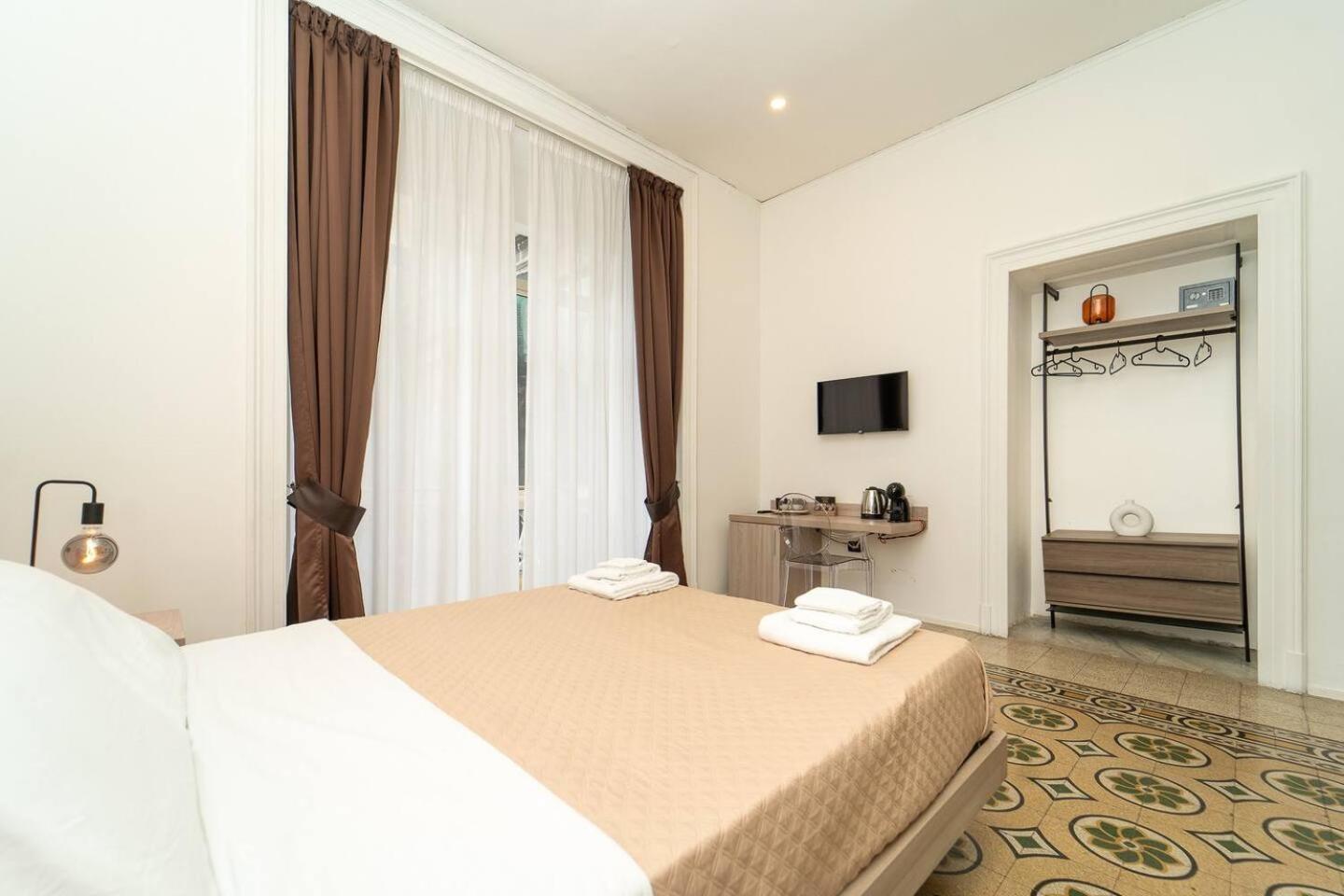La Piazza Suite Napoli Ngoại thất bức ảnh
